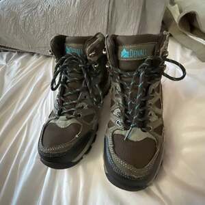 Denali Toklat II WP Women's Waterproof Trail Hiking Boots Size 7
